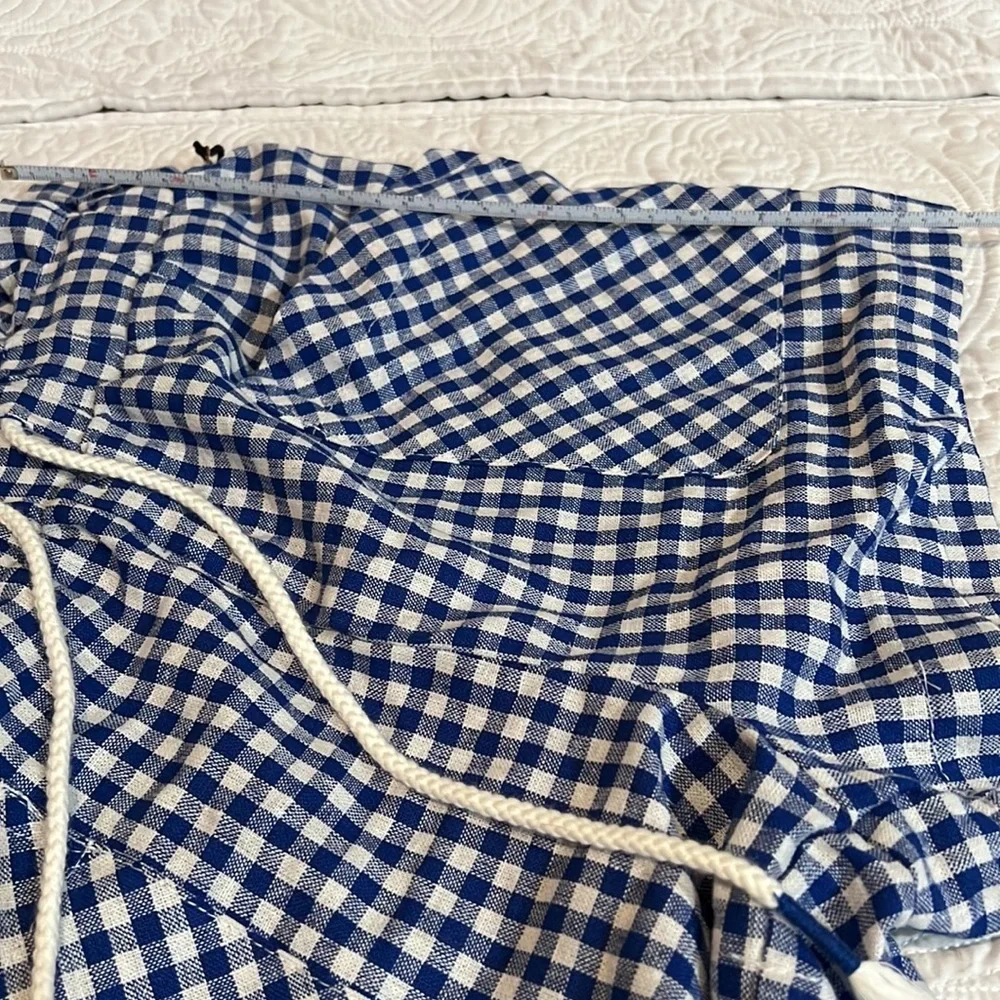 Banjara shorts, size small, NWT‎
